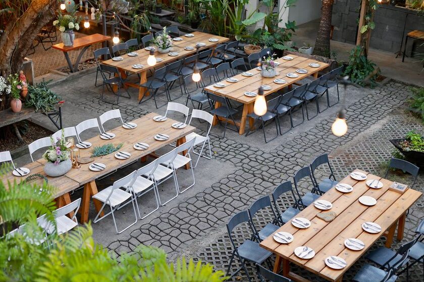 Salon de jardin table & chaises